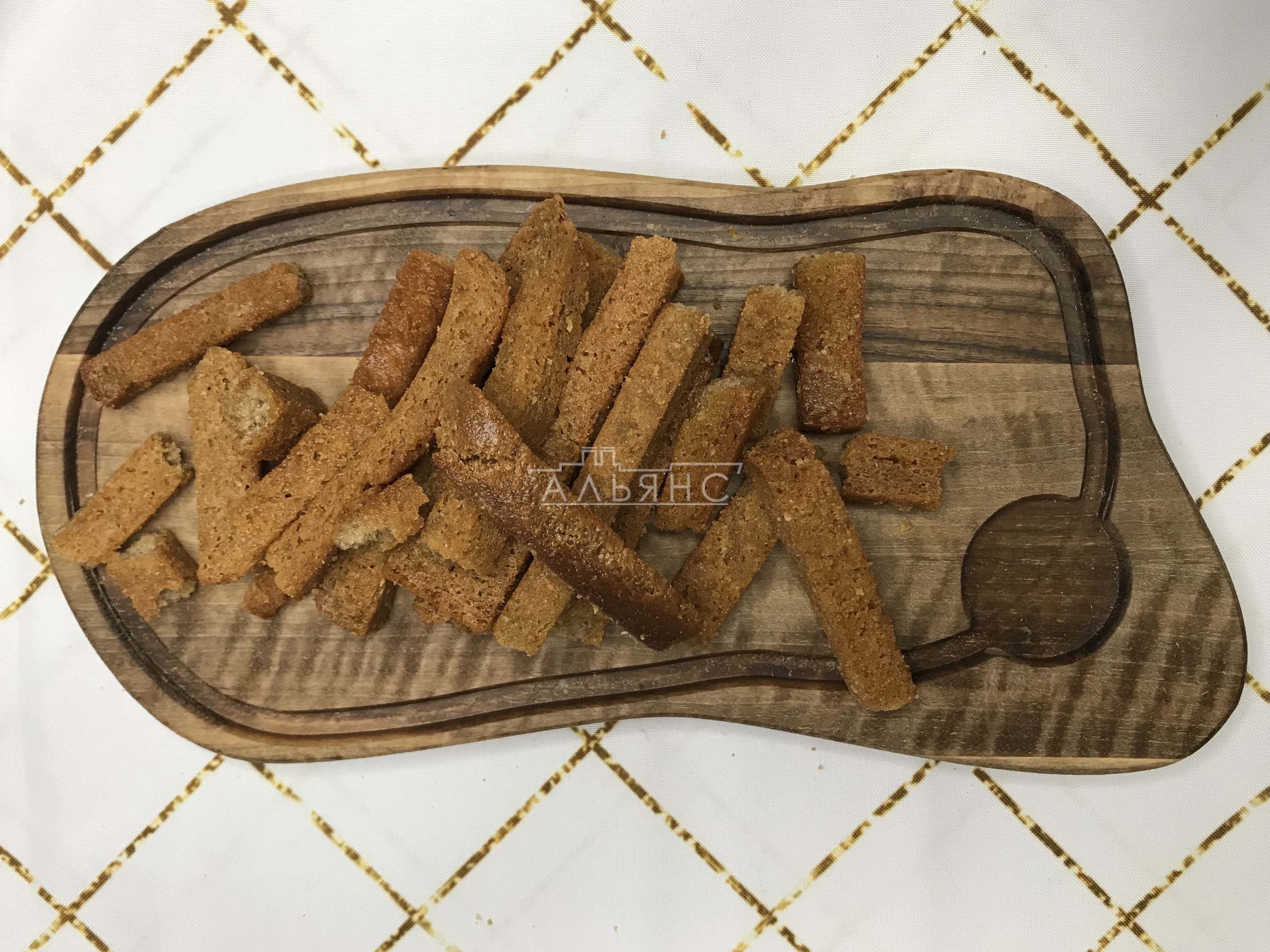 Деревенские гренки с чесноком в Сызрани