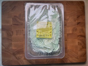 Фрайчизы со вкусом холодец и хрен (100 гр.): Сыр Чечил паутинка (васаби)  500 гр.